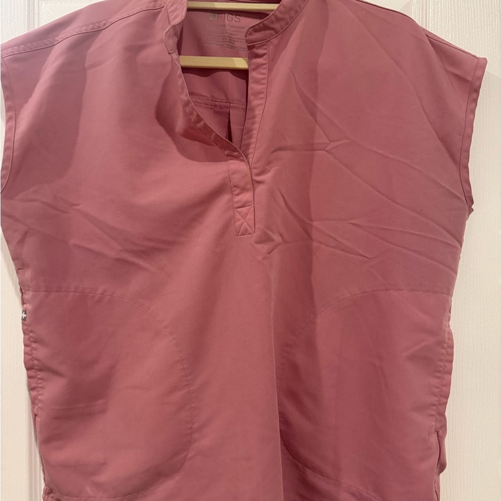 Figs Women's Short Sleeve Top - Chalk Pink